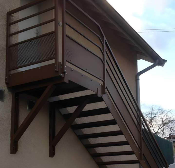Fabrication d'escalier extérieur métallique Renage
