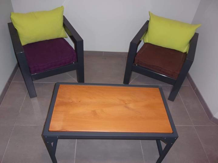 Mobilier compact pour coin salon ou salle d’attente Renage